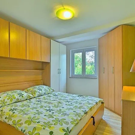 Zuss Apartment *