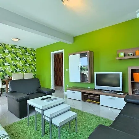 Zuss Apartment *