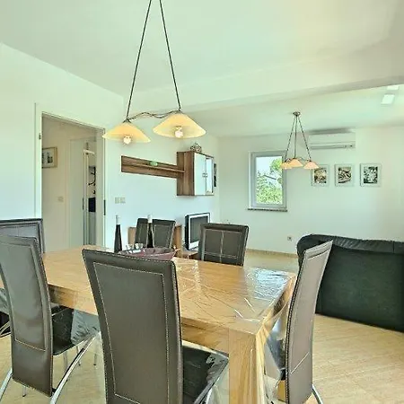 Zuss Apartment *