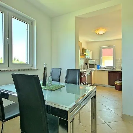 Zuss Apartment *