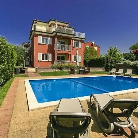 Zuss Apartment *